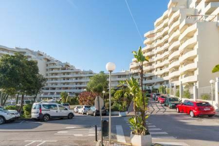 Estudio Apartamento Nuevo Benalbeach ベナルマデナ エクステリア 写真