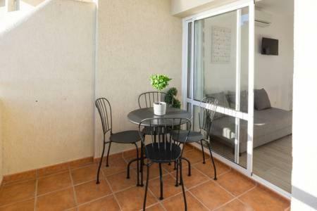 Estudio Apartamento Nuevo Benalbeach ベナルマデナ エクステリア 写真