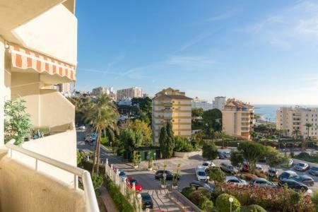 Estudio Apartamento Nuevo Benalbeach ベナルマデナ エクステリア 写真